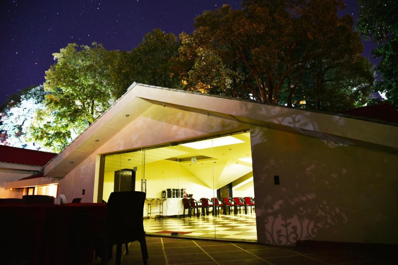 Indraprastha Resort Dalhousie Zewnętrze zdjęcie